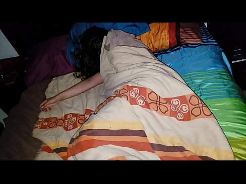 ❤️ سوتیلی ماں سوتی ہوئی اپنی نوجوان سوتیلی ماں کو پیٹ رہا ہے۔ مقعد ویڈیو پر ur.bestsexporno.ru ❌❤